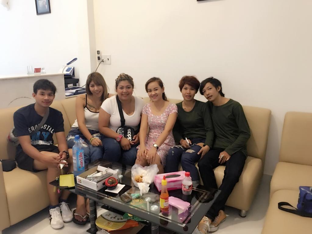 Ở trọ Jenny's Place 1 *